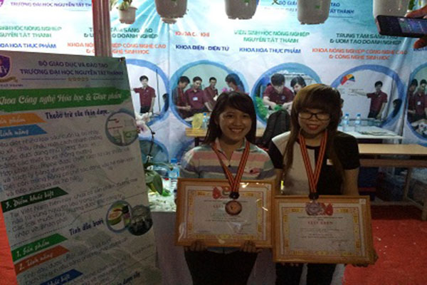 hoi thao quoc te indo vietnam 1